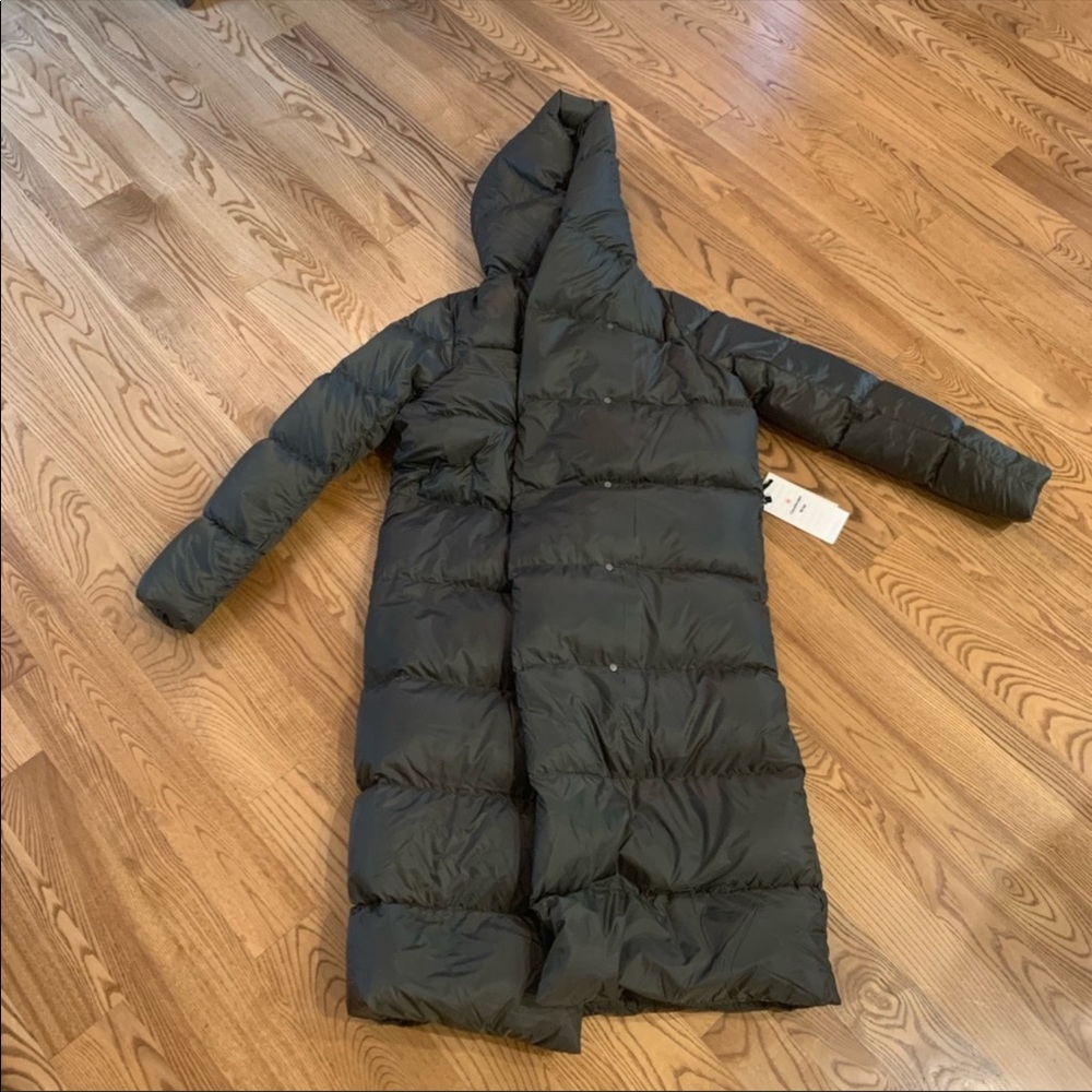 NWT Lululemon Cloudscape Jacket - Black